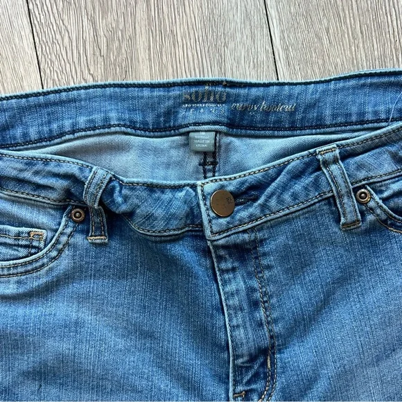 Soho Women's Blue Jeans Curvy Bootcut Size 16 - Picture 3 of 7